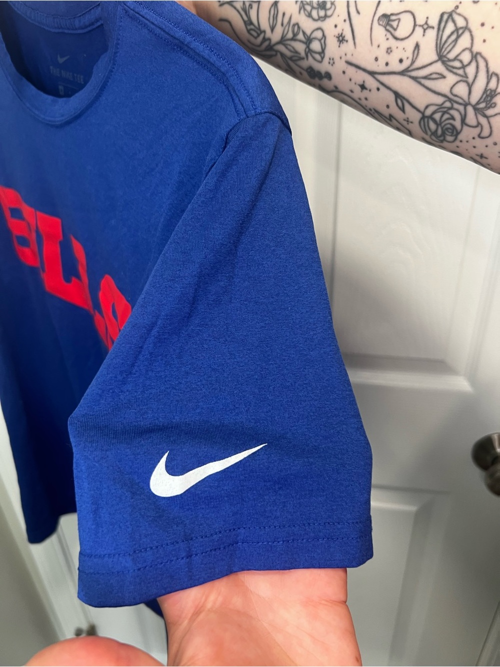 Nike Buffalo Bills Men's Royal Blue Dri Fit T-Shirt Size M - Picture 2 of 4